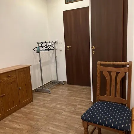 Przystanek Karuna Konski Dwor Spokojnej Starosci Koni Gasthof 3*