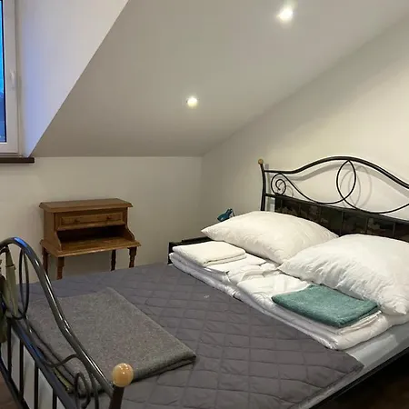 Osrodek Agroturystyczny Przystanek Konski Dwor Гостевой дом Oborniki Slaskie